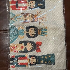 NIP Nutcracker Christmas Table Runner 13”x72”